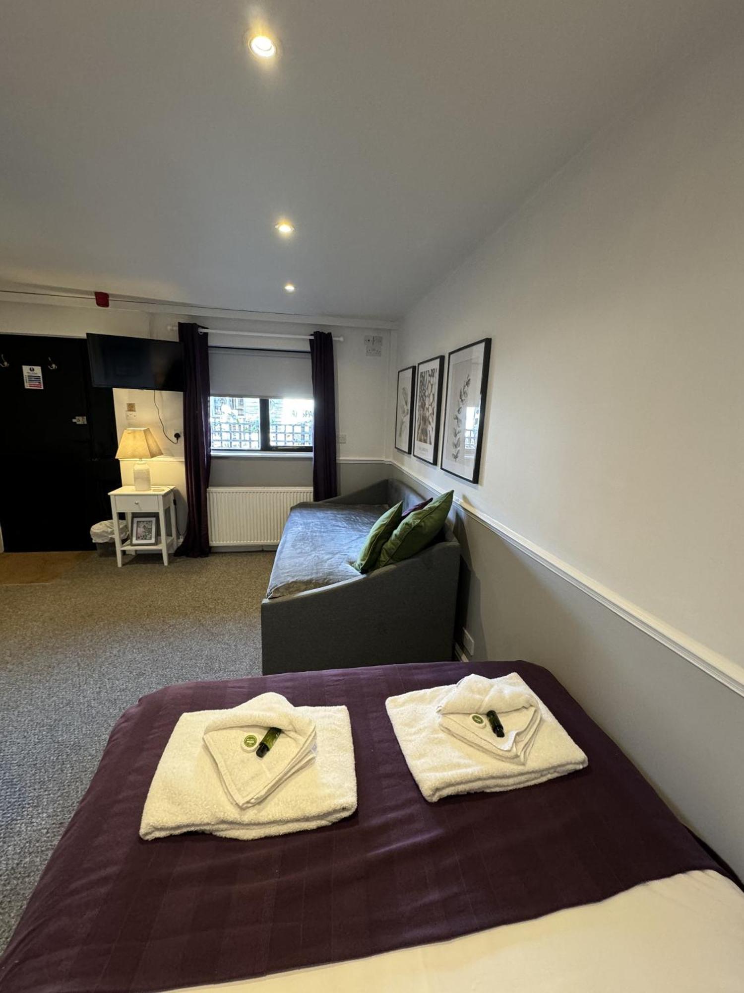 The Windsor Trooper Pub & Inn Chambre photo