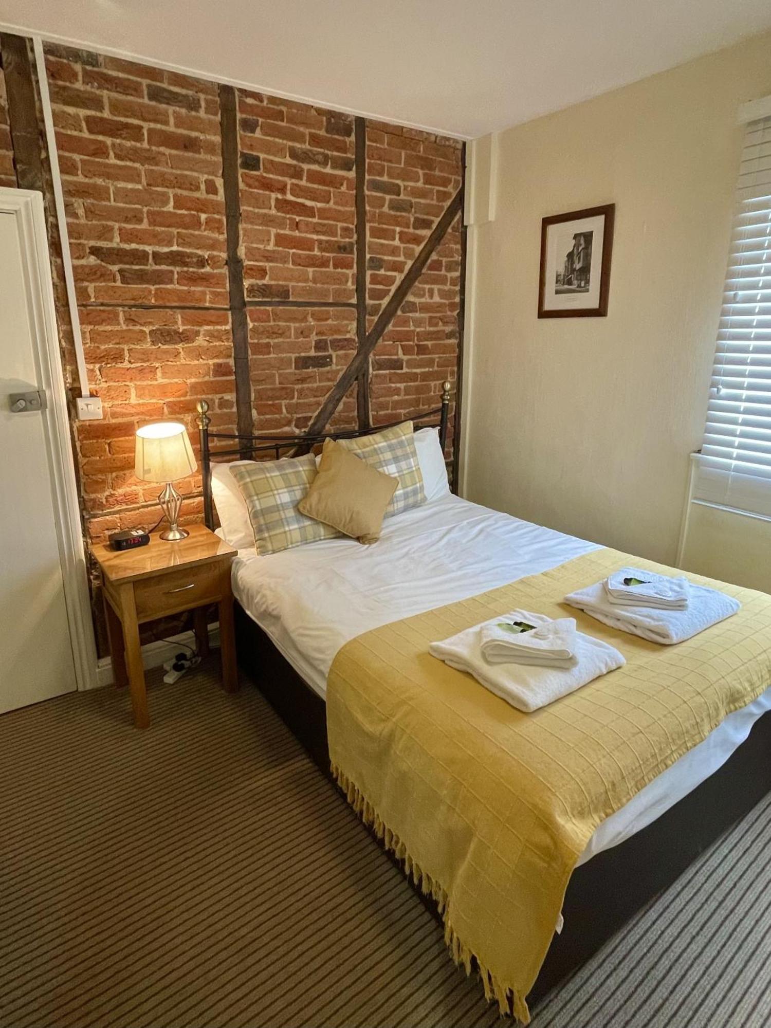 The Windsor Trooper Pub & Inn Chambre photo